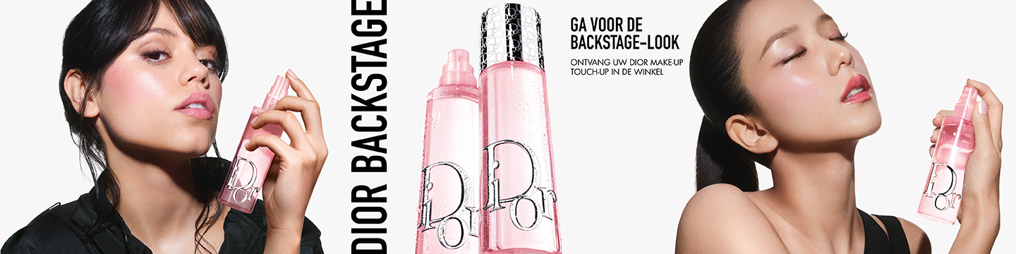 Jenna Ortega links, met in haar hand de haarlak Dior Backstage Airflash Mist. In het midden het logo van Dior Backstage en de nieuwe haarlak. Rechts Jisoo terwijl ze de Airflash Mist verstuift.