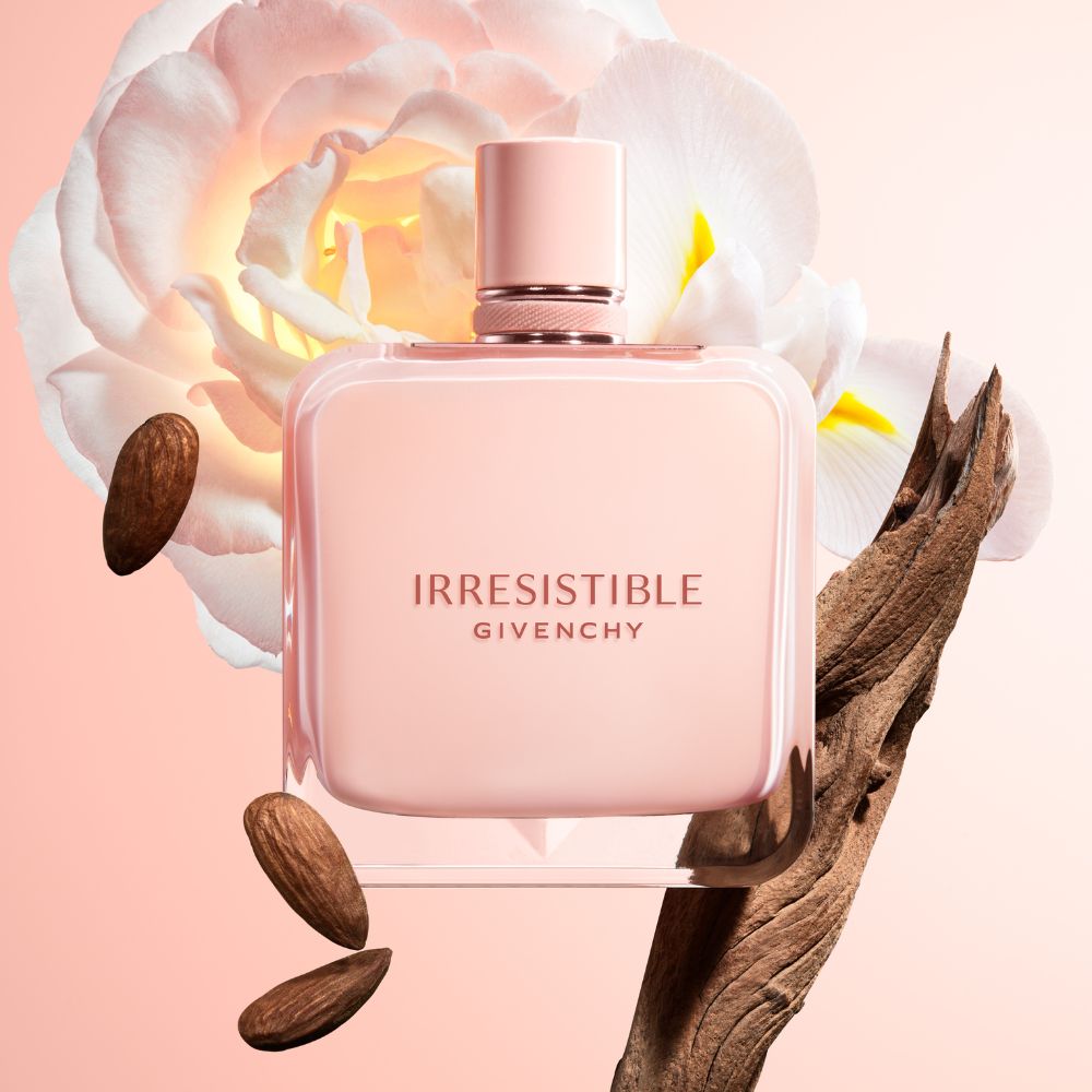 De nieuwe Bloemig Houtachtig Muskusachtig geur van Givenchy: Irresistible Eau de Parfum Nude Velvet