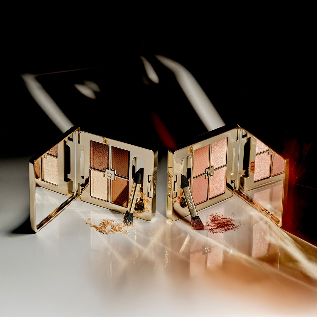 Deux palettes Phyto-Eye ouvertes avec étui doré et pinceaux
