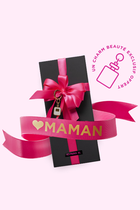 Faites emballer votre cadeau de Fête des Mères en parfumerie et recevez un charm exclusif au choix.